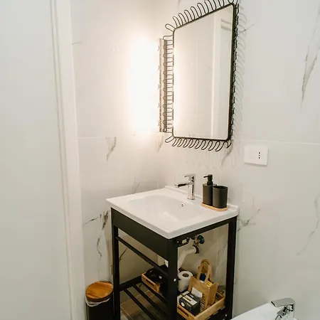 Interno 5 - Comfort & Design Vicino Al Porto